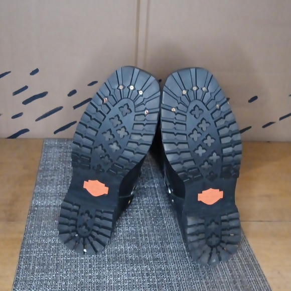 Harley Davidson Boots lightly worn sz 9 Black - Picture 3 of 6